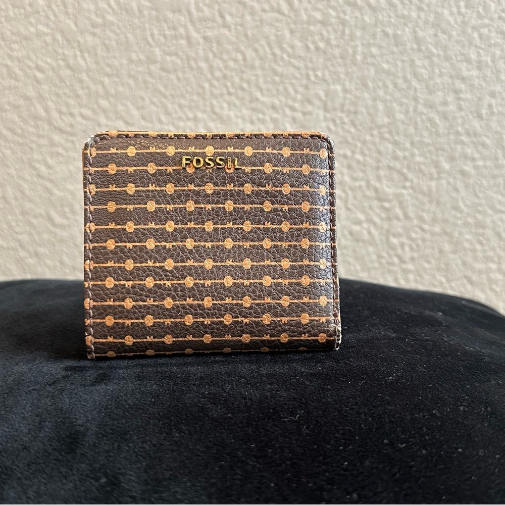 Fossil Patterned Brown Card Holder - image 1